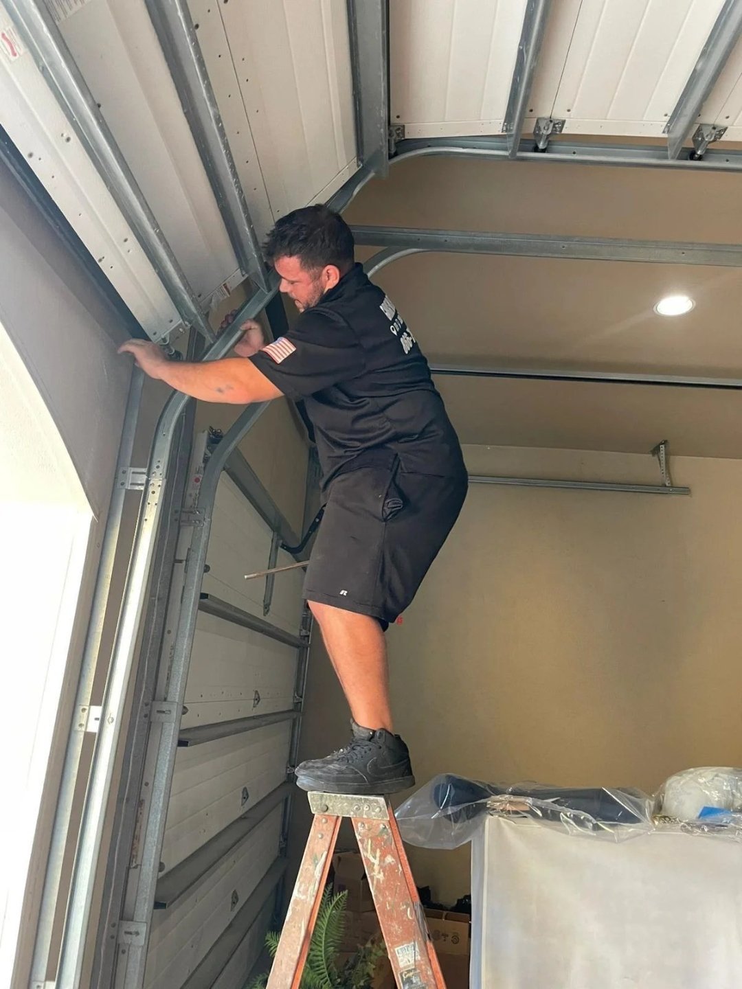 Garage door repair work, gallery photo 7